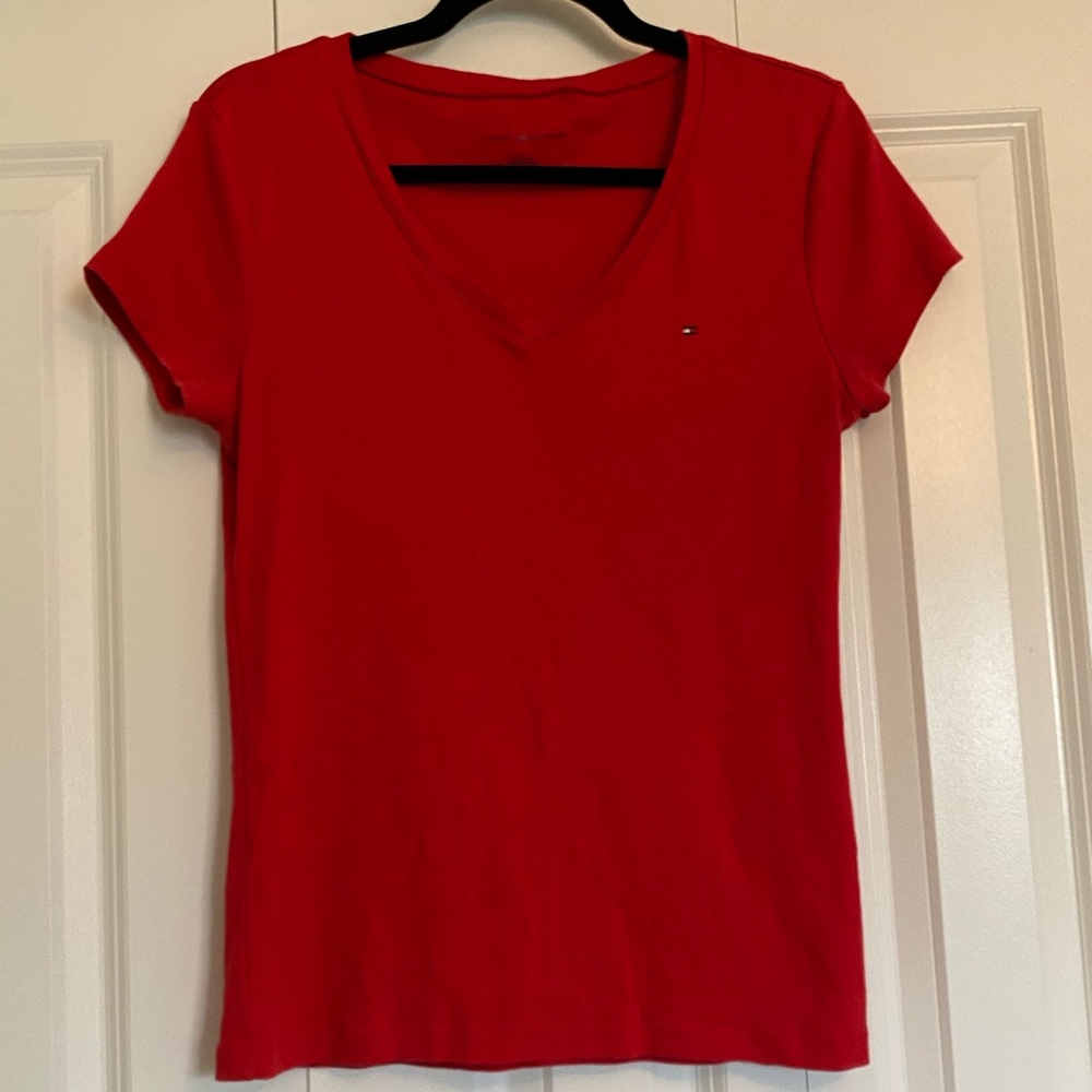 Tommy Hilfiger red T-shirt